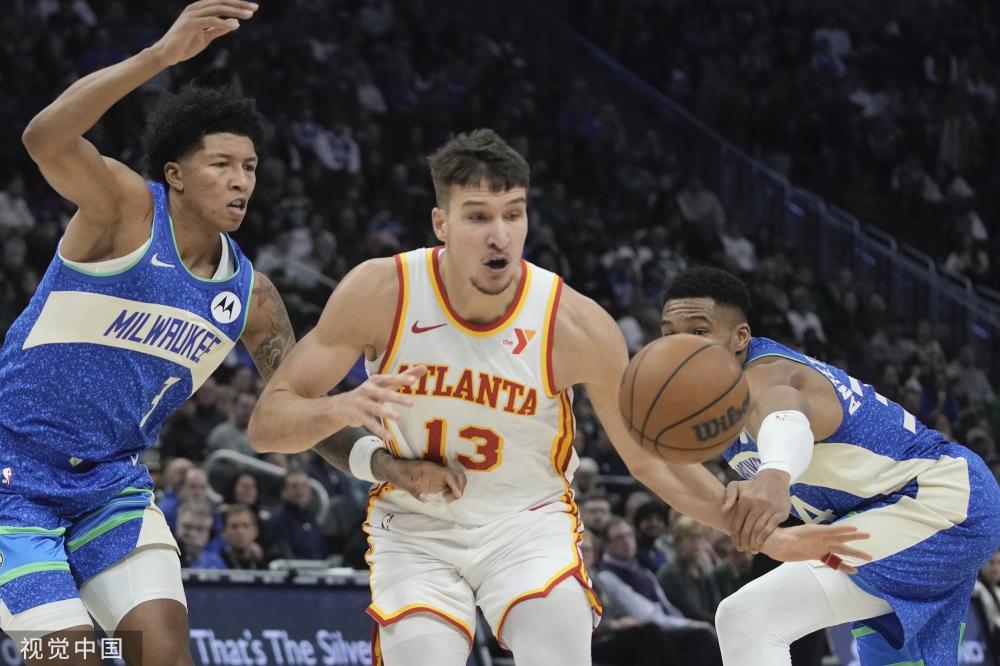 反映出朱利 反映出朱利