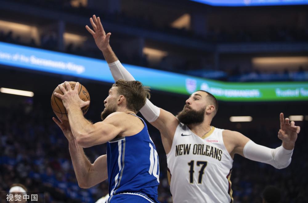 展示出在竞 展示出在竞